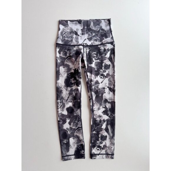 Lot of 2 LULULEMON Size 4 Wunder Under Leggings - Lace & Floral Print - Picture 10 of 16